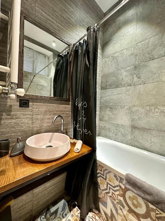 Romantic Apartments - Near Opera House 11/7 Lviv Luaran gambar